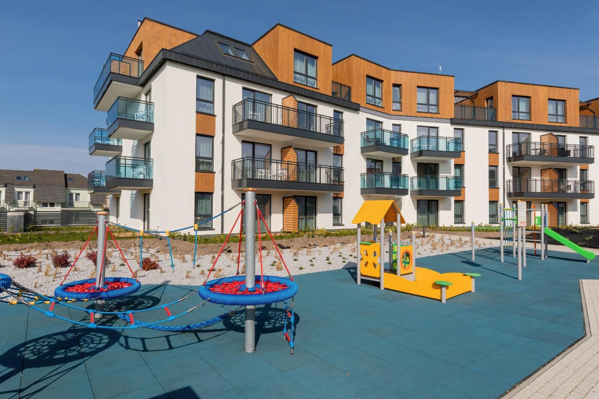 Bel Mare Lux Apartment B105 With Patio Garden By Noclegi Renters Miedzyzdroje Ngoại thất bức ảnh